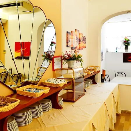 בית הארחה In Guest - New Cirene Economy Single With Breakfast